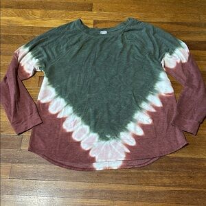 No Boundaries Tie Dye Kangaroo Pocket Pullover Top, Juniors XL